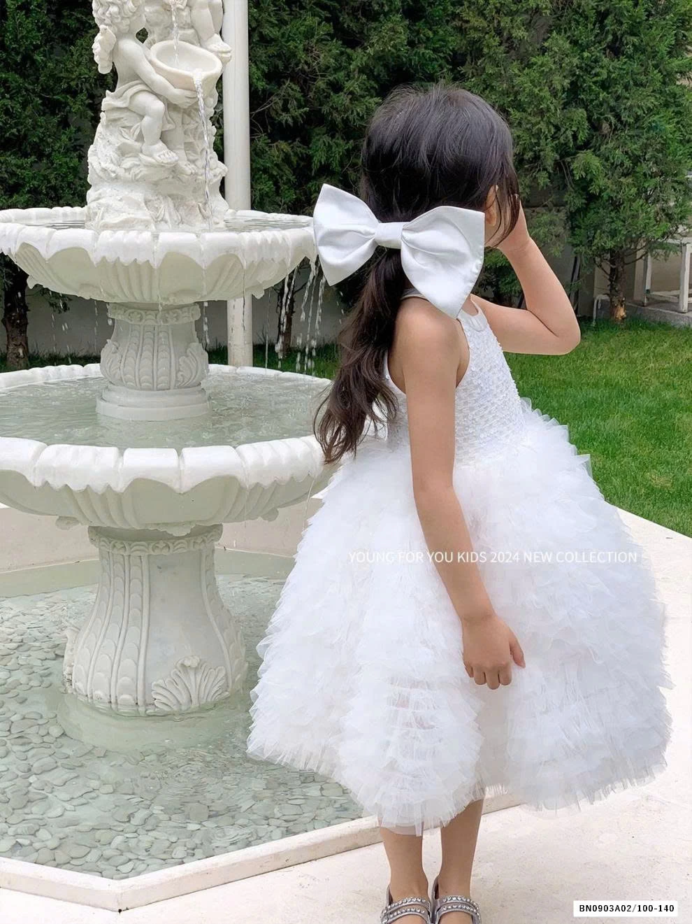 ĐẦM CỔ YẾM VOAN BỒNG