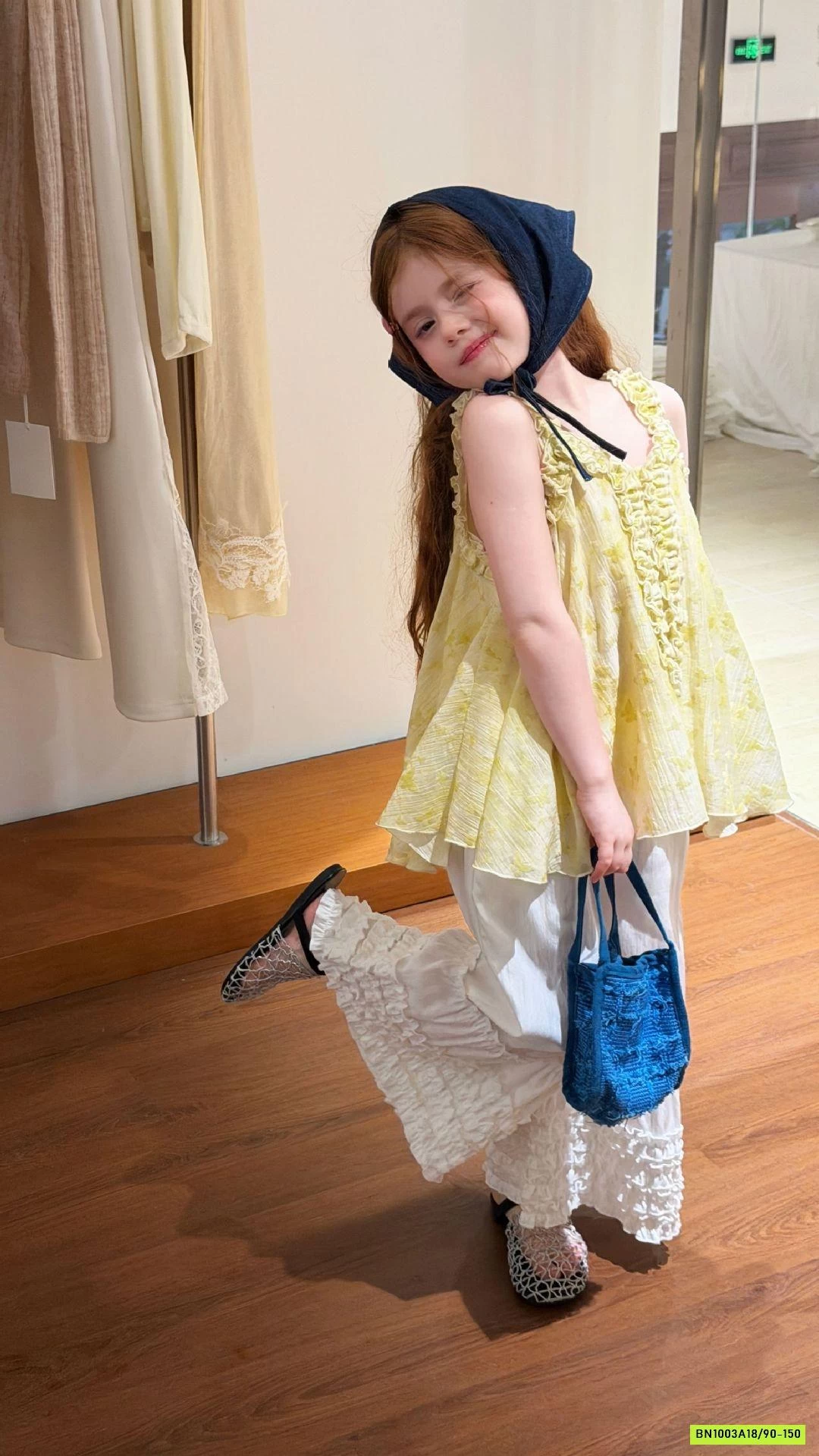 ÁO 2 DÂY VOAN BÈO NHÚN