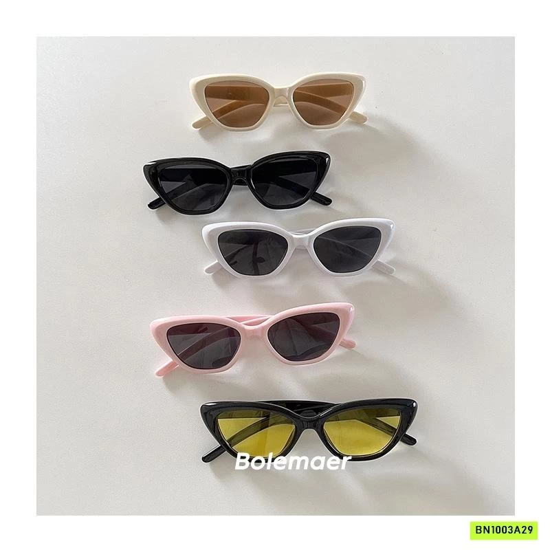 KÍNH RÂM MẮT MÈO