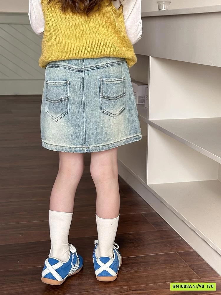 CHÂN VÁY JEANS TÚI SAU 25A040 AMBB