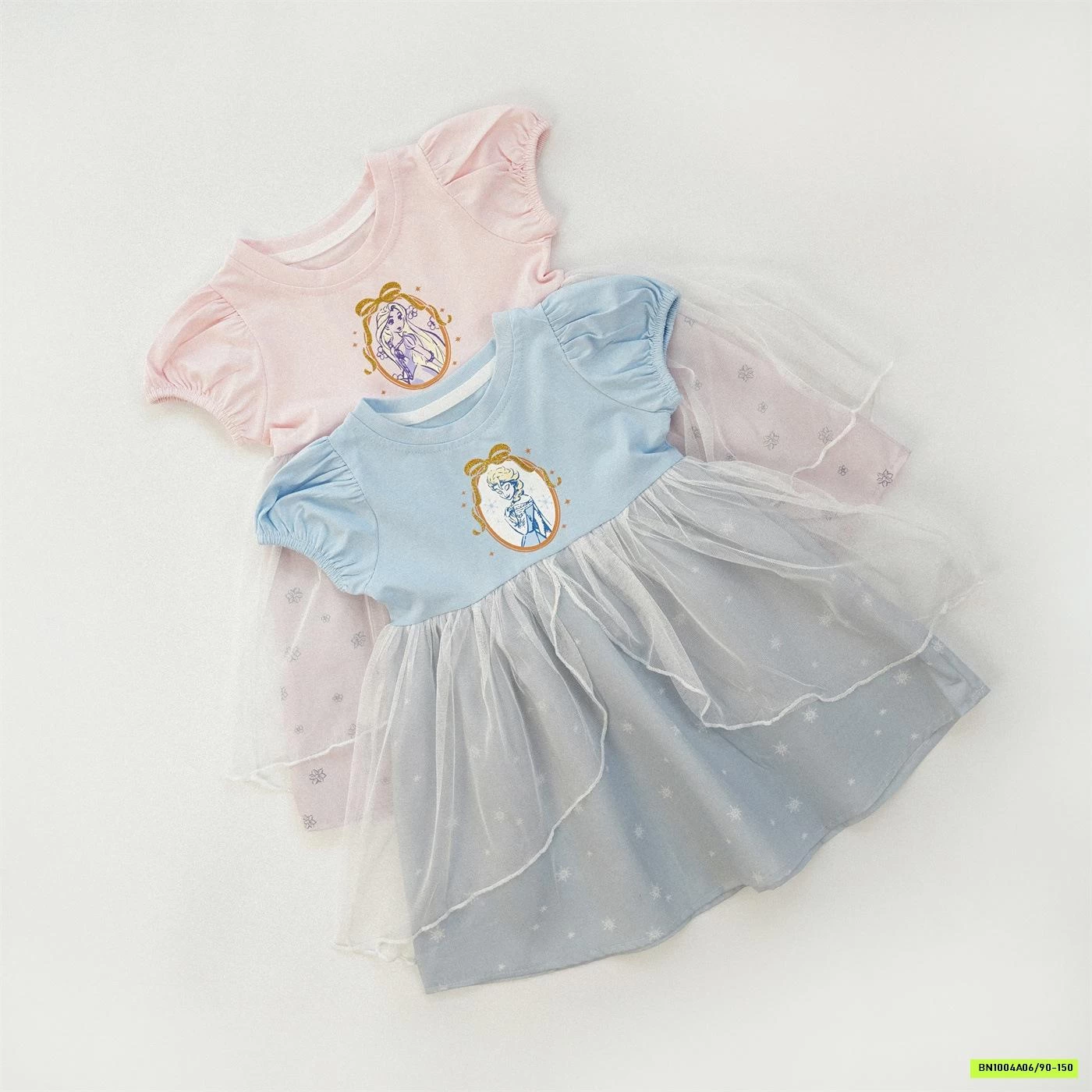 VÁY SANRIO PHỐI VOAN DỄ THƯƠNG