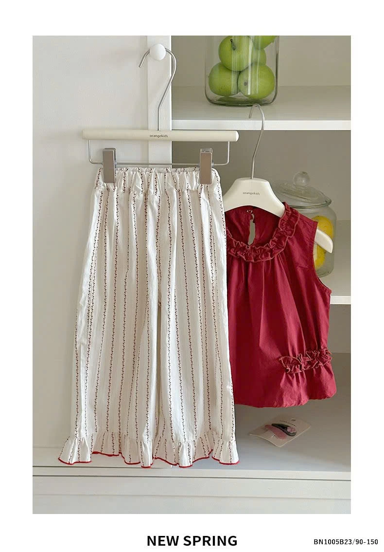 SÉT BÁNH BÈO ÁO ĐỎ