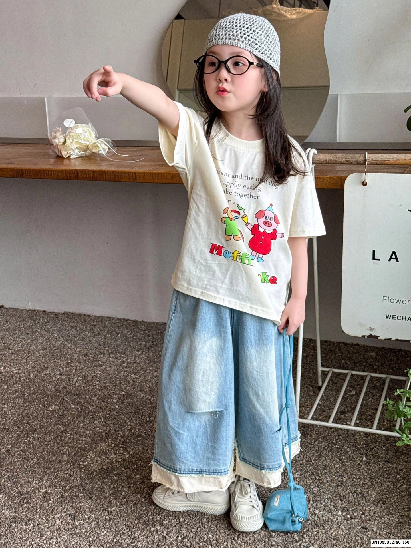 ÁO THUN IN HÌNH BÉ GÁI