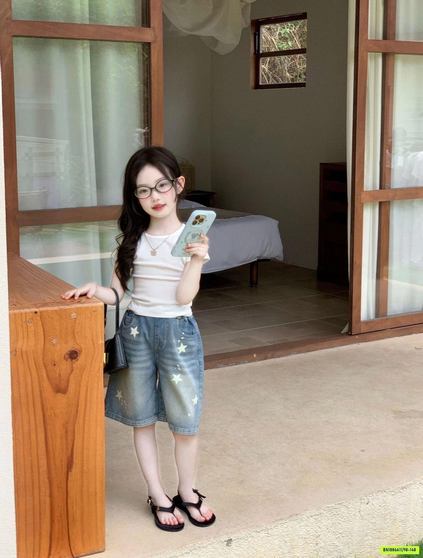 ÁO THUN TRẮNG MIX JEANS LỬNG NGÔI SAO