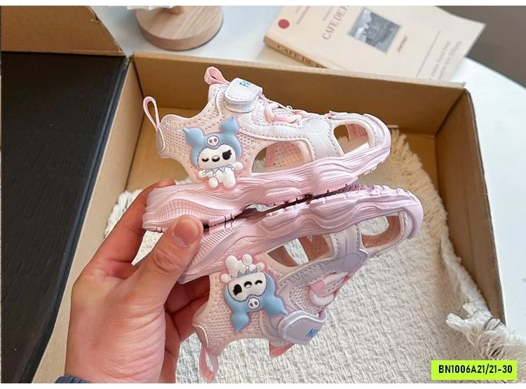 SANDAL RỌ THÔNG HƠI KUROMI