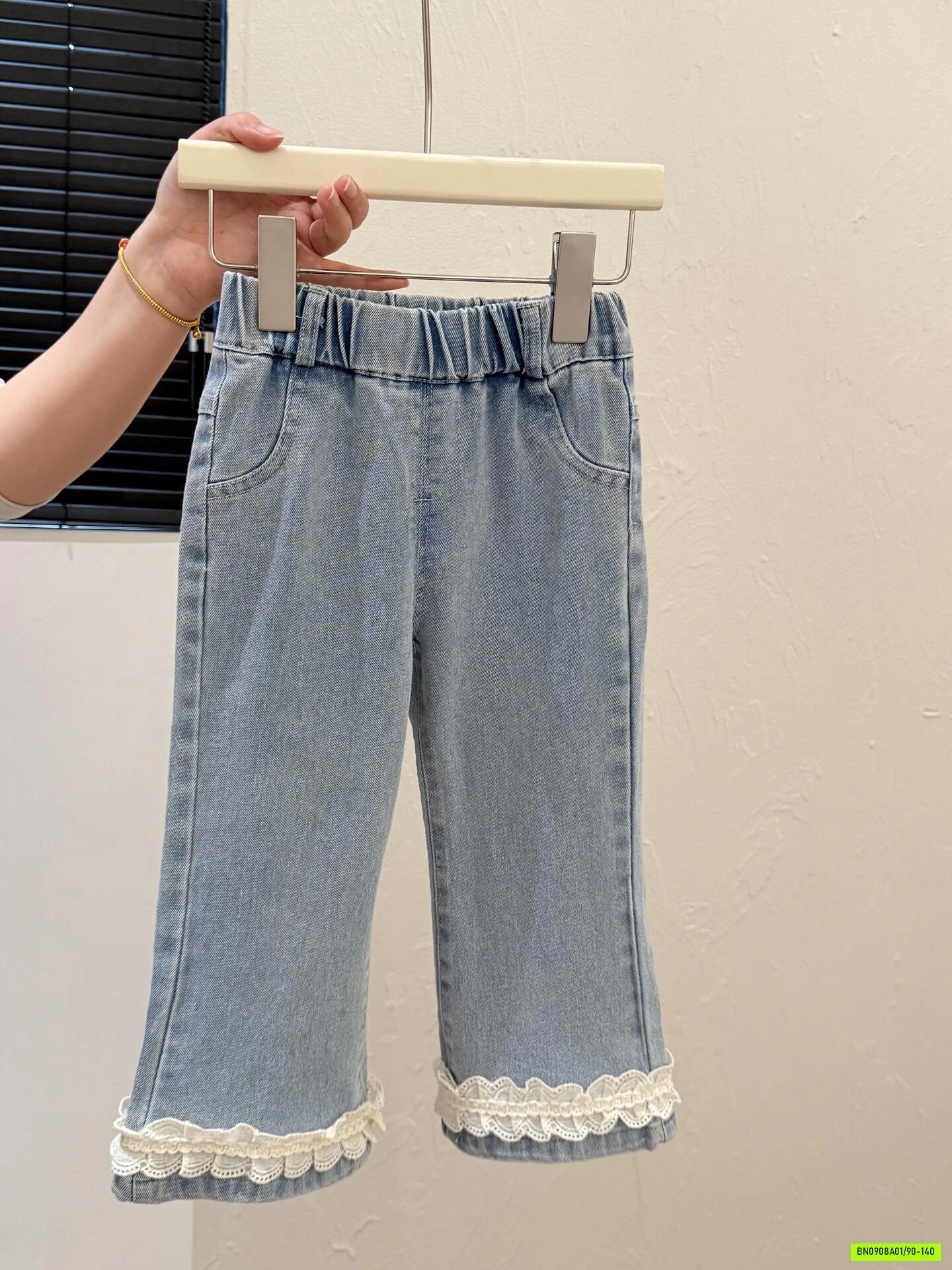 SƠ MI HOA MIX JEANS LOE