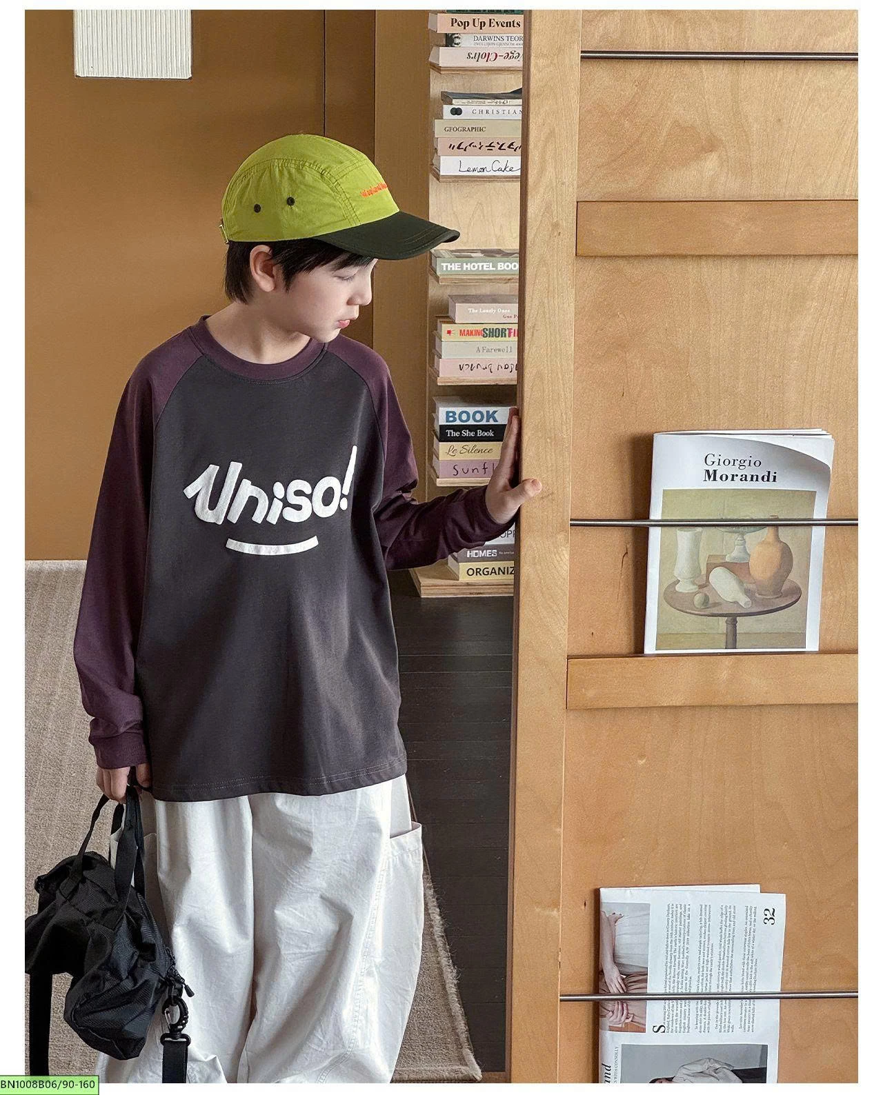 ÁO CHỮ UNISO AOAOKIDS AQ6005