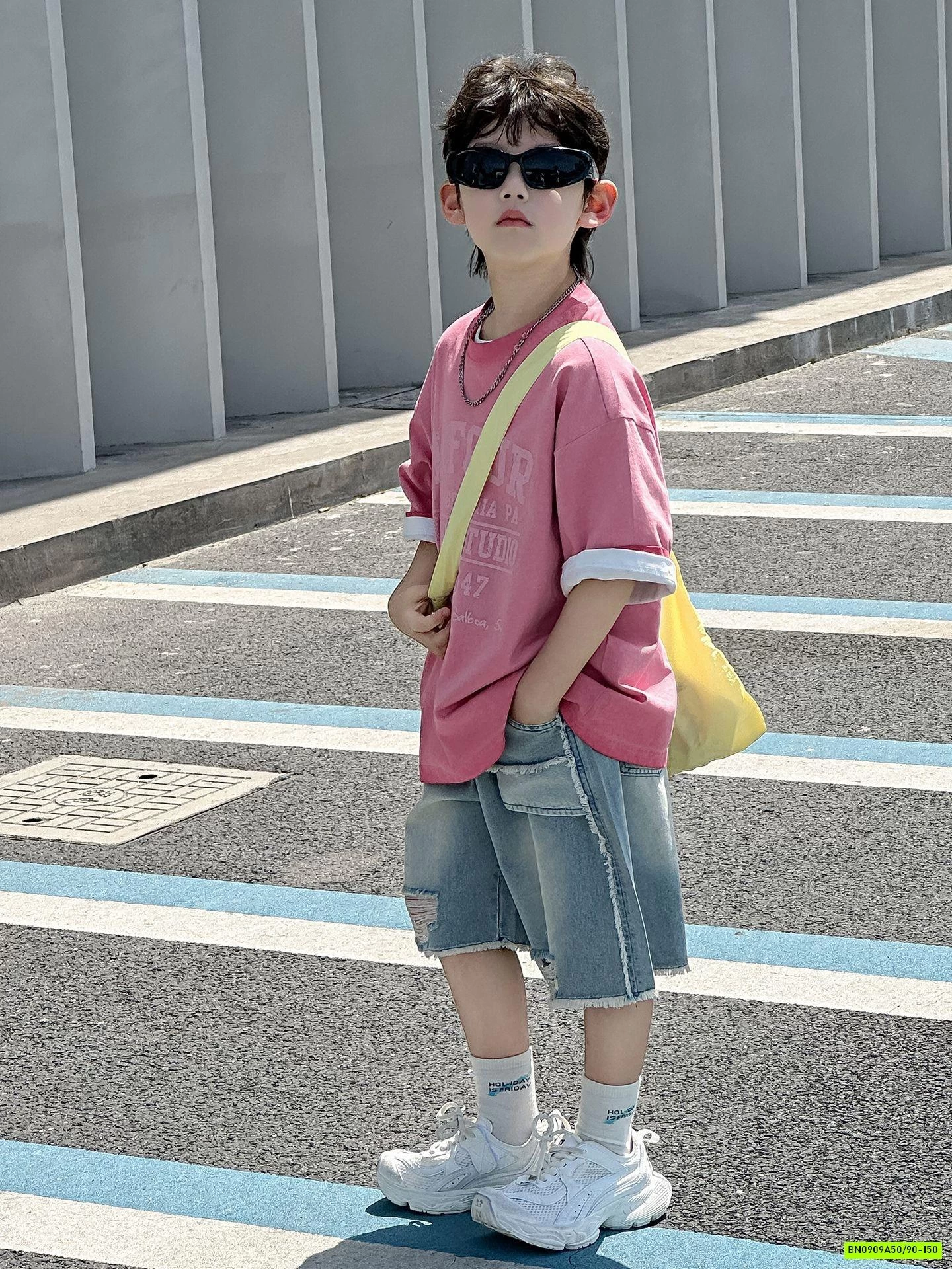 ÁO THUN HỒNG LOANG MIX JEANS RÁCH