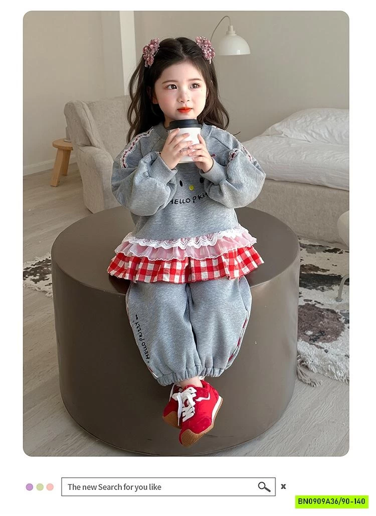 SÉT NỈ XÁM VIỀN CARO ĐỎ KITTY