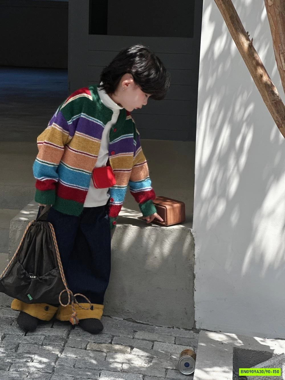 KHOÁC LEN KẺ NGANG SẮC MÀU