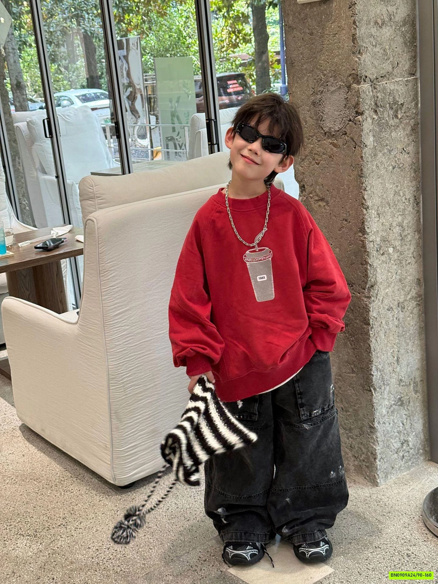 ÁO NỈ ĐỎ IN HÌNH CỐC