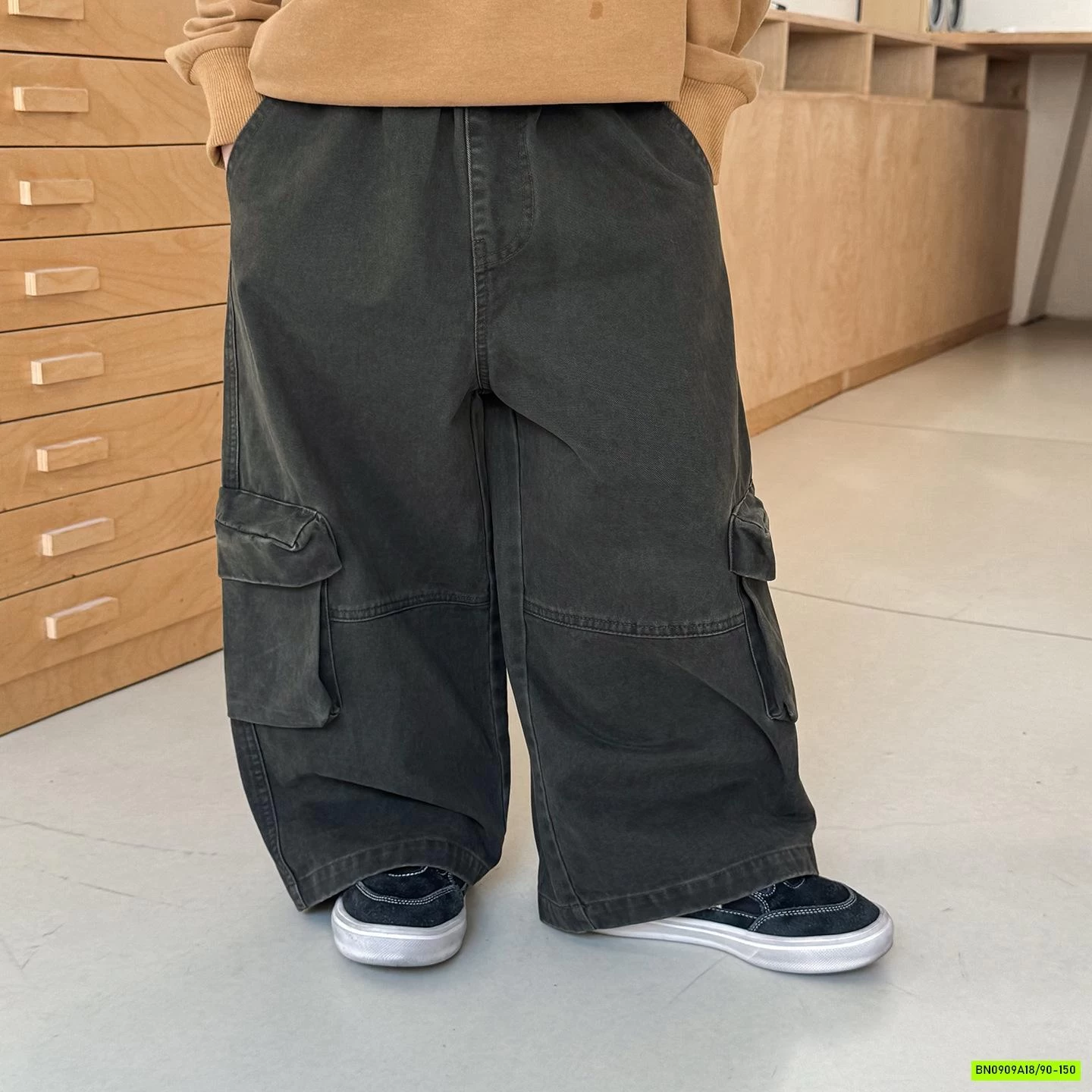 QUẦN JEANS RÊU TÚI HỘP AOAOKIDS