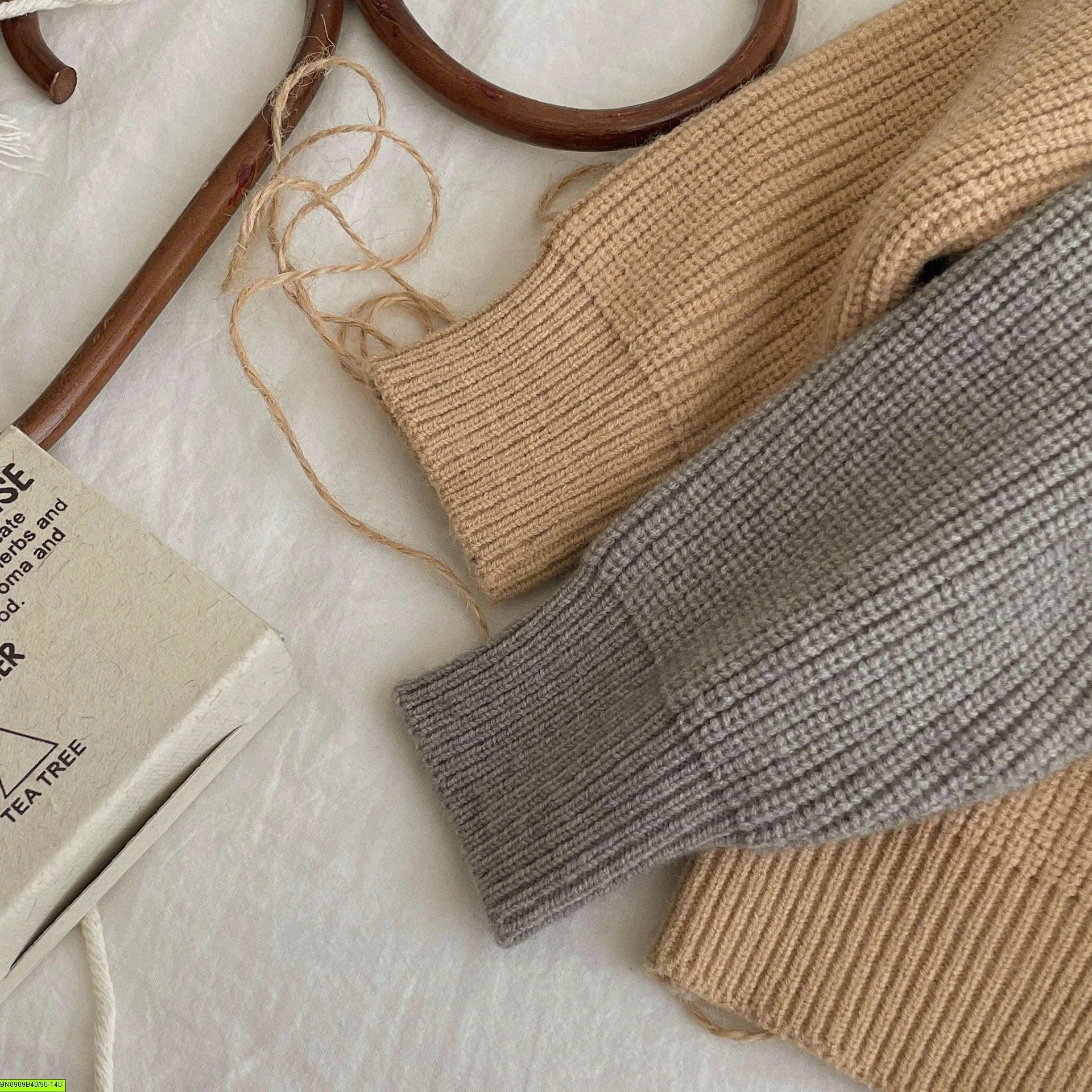 CARDIGAN LEN CỔ V