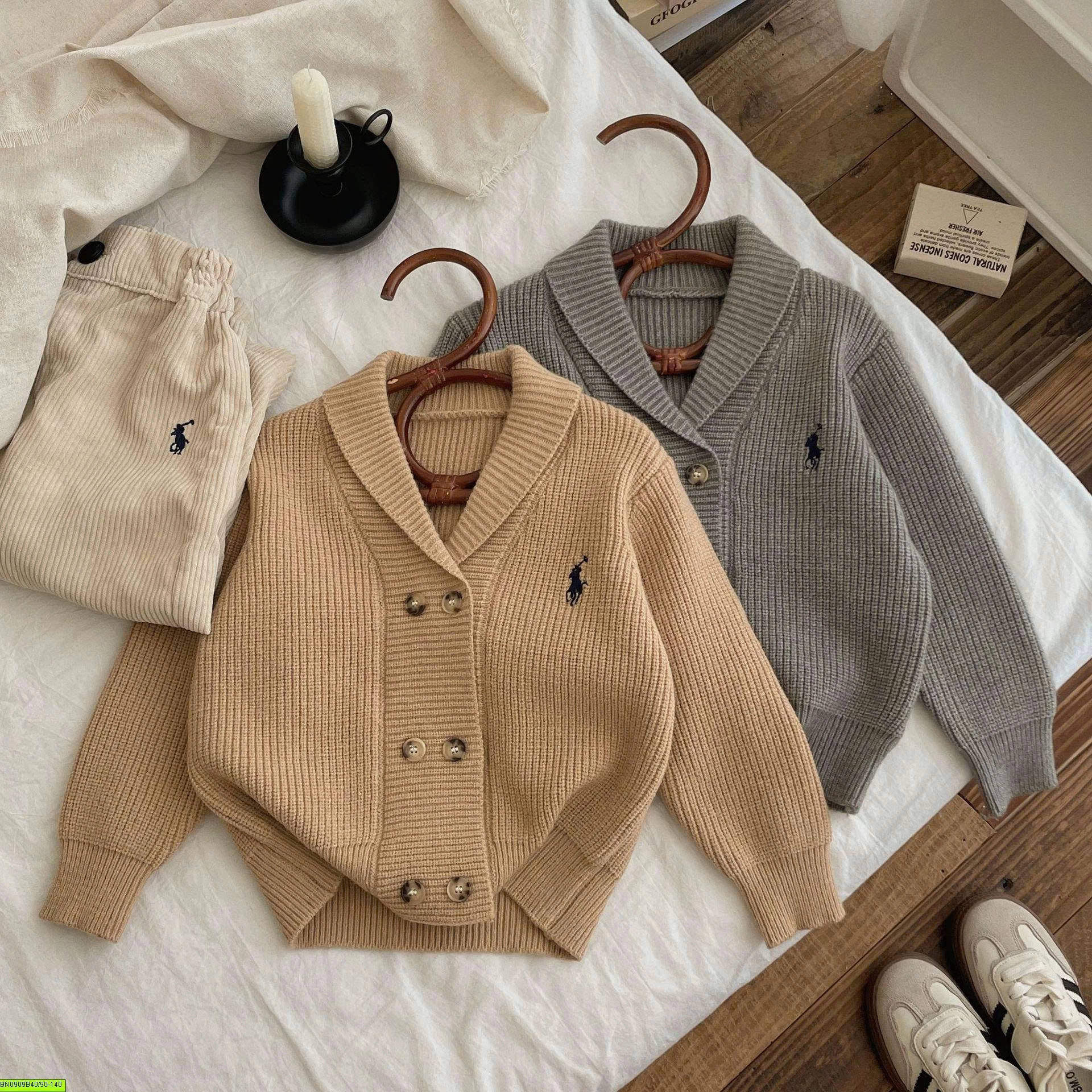CARDIGAN LEN CỔ V
