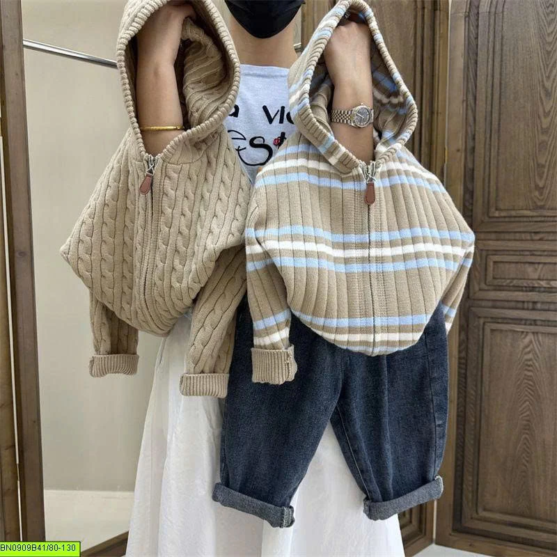 ÁO KHOÁC LEN DỆT CÓ MŨ