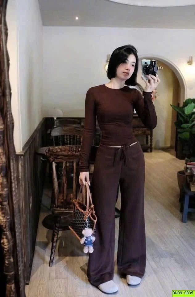 QUẦN COTTON MOSEQUEEN