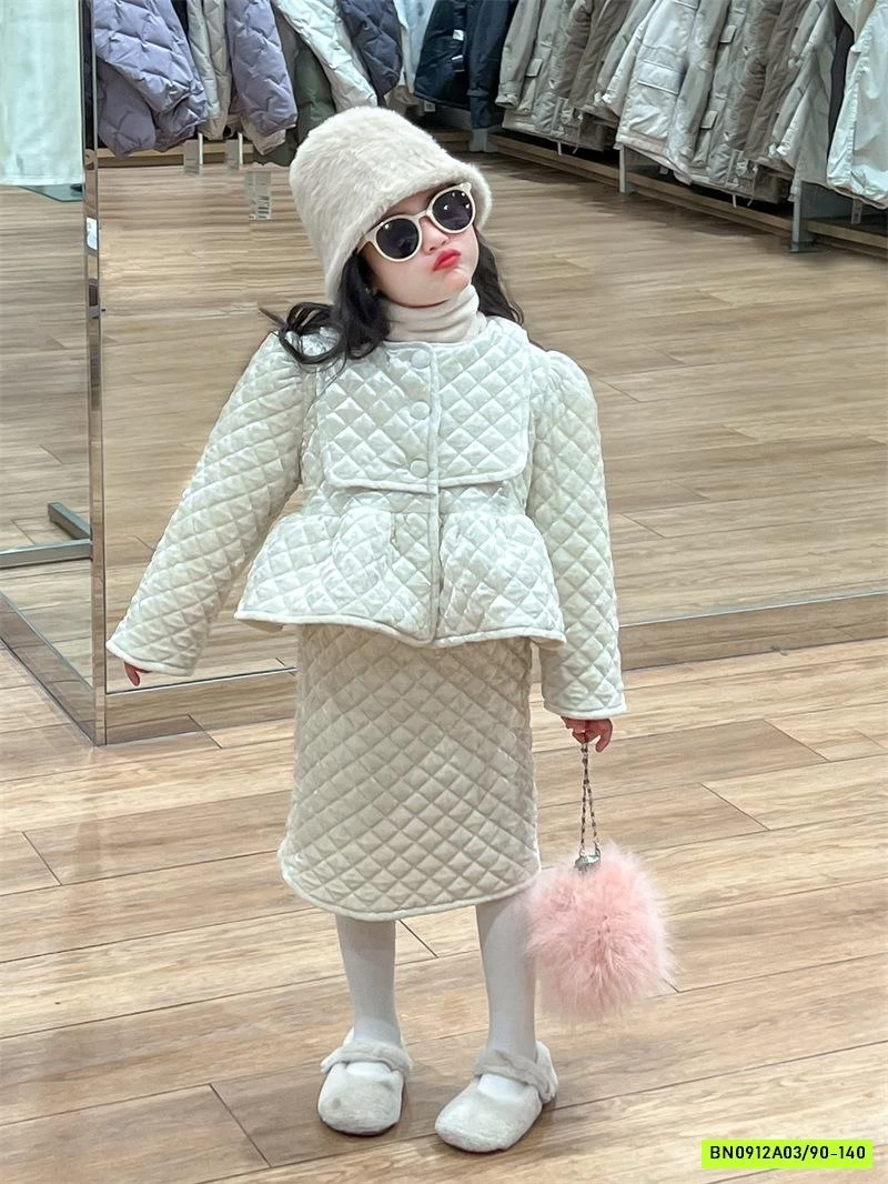 SÉT VÁY TRUNG TRẦN TRÁM