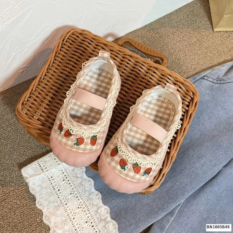 GIÀY TẬP ĐI DÂU TÂY