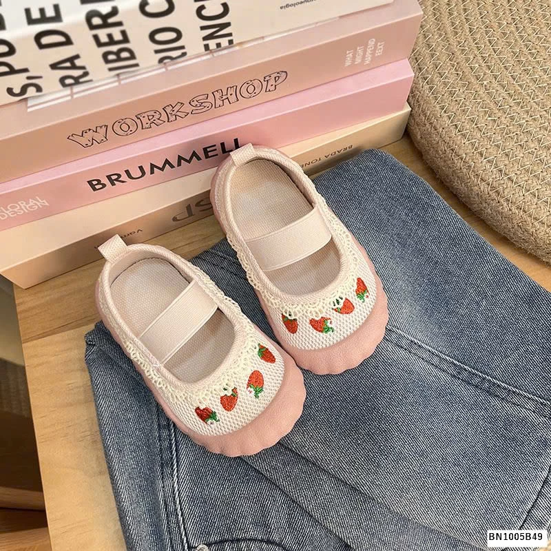 GIÀY TẬP ĐI DÂU TÂY