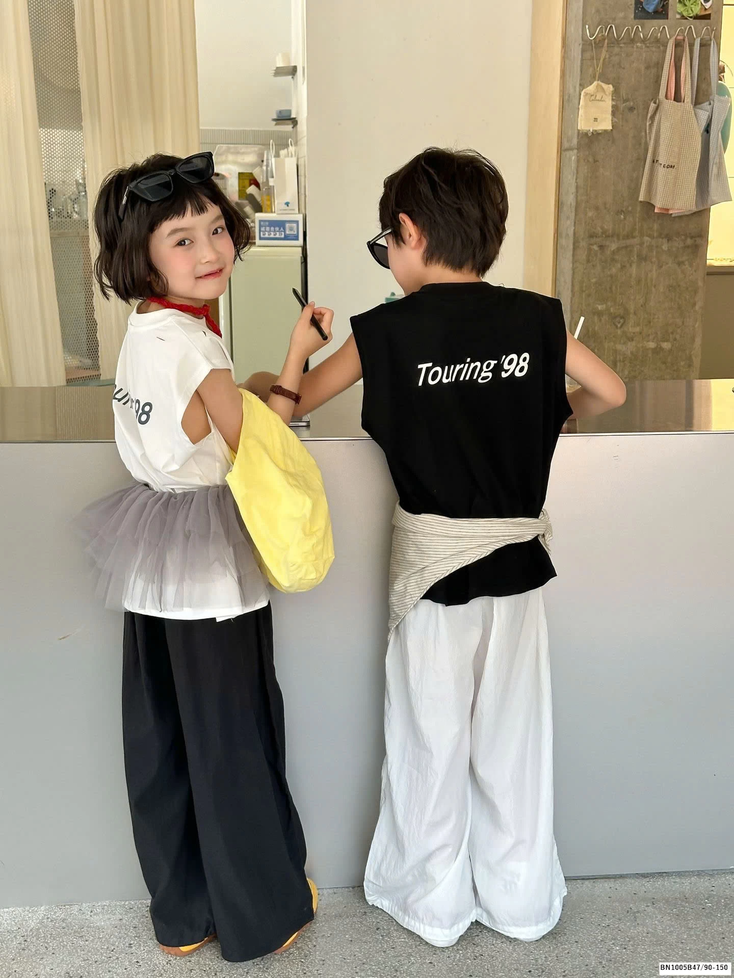 Áo tanktop Slut cho bé