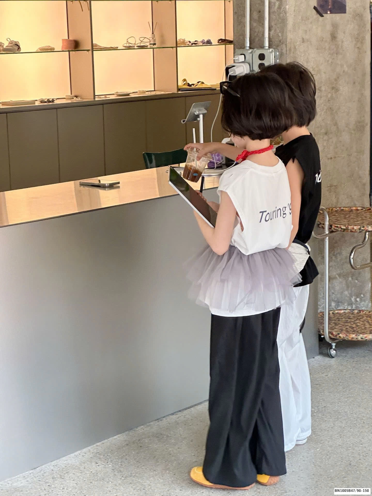 Áo tanktop Slut cho bé