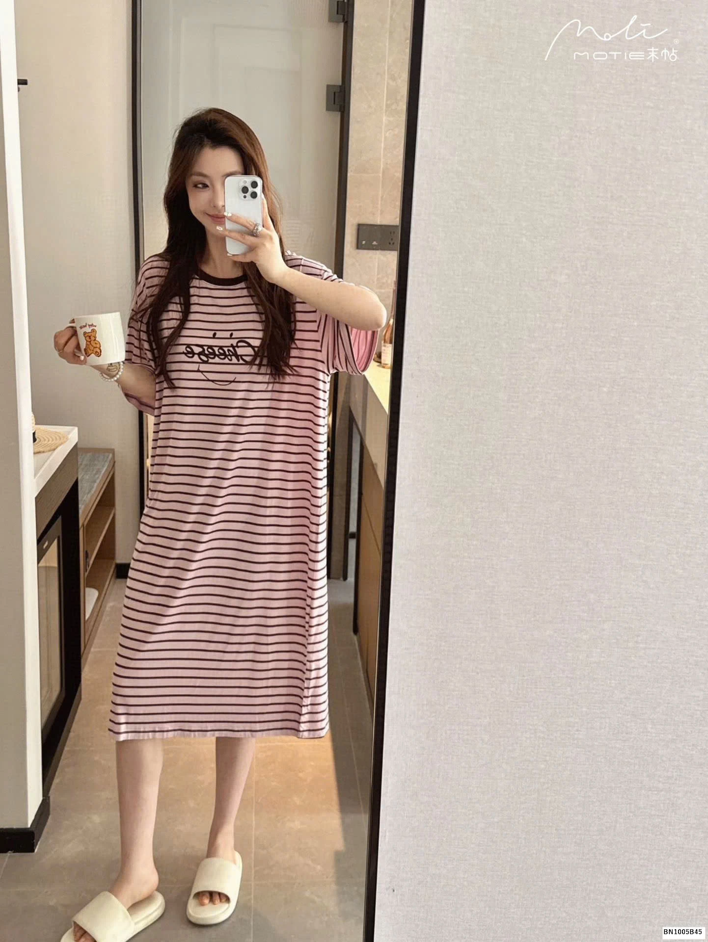 VÁY SUÔNG KẺ MOTIE