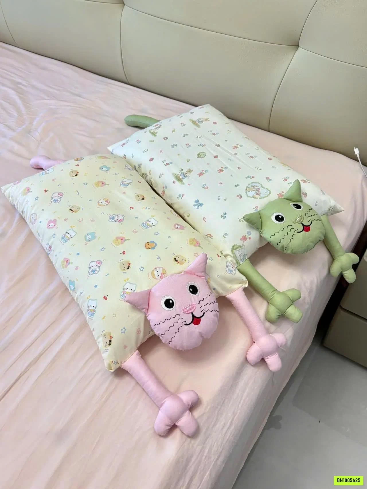 GỐI MÈO KUTEEEE