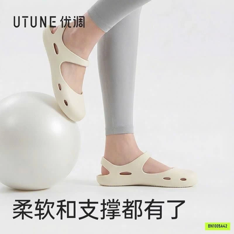 GIÀY NHỰA UTUNE