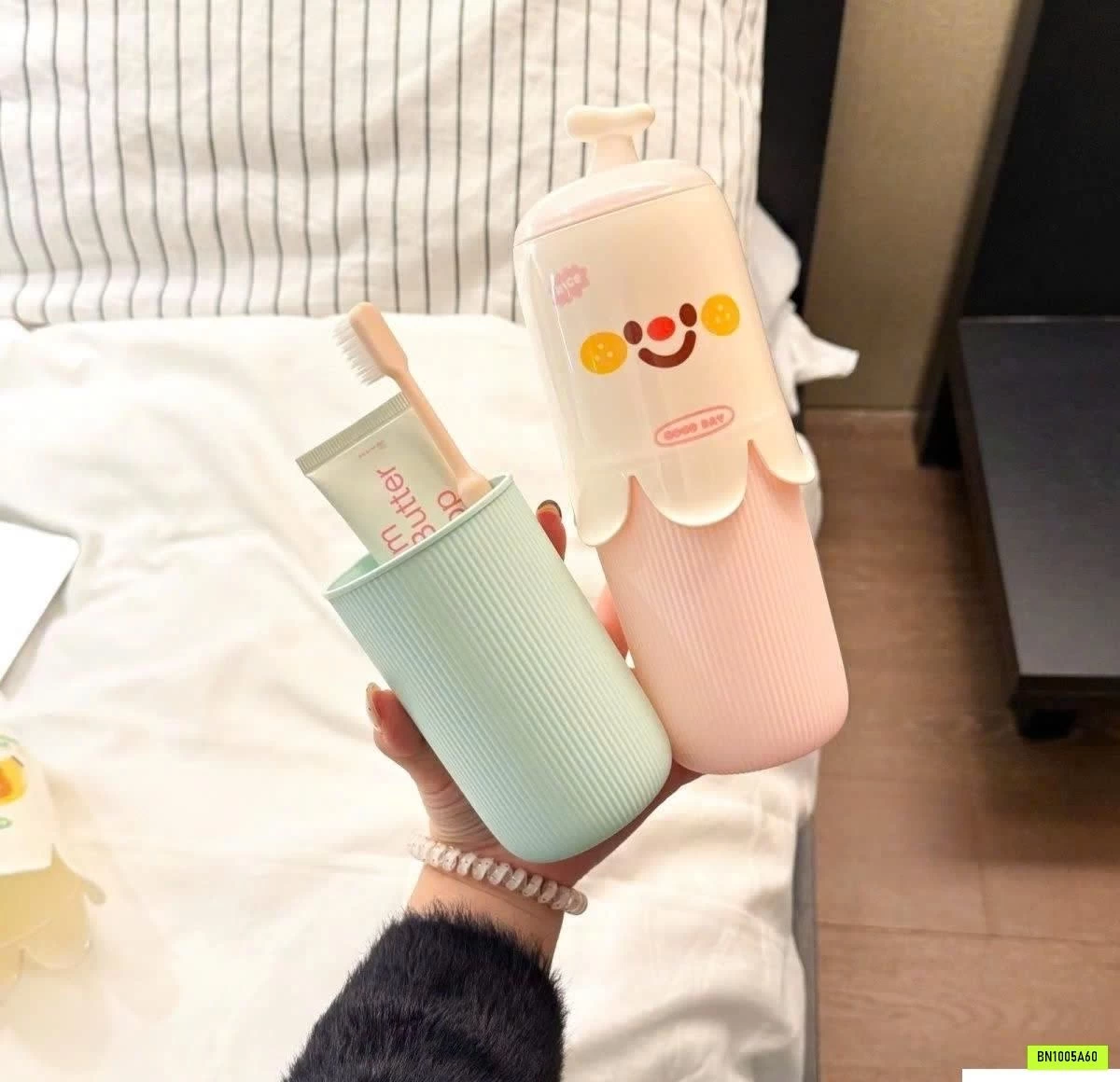 CỐC ĐỰNG BÀN CHẢI ĐÁNH RĂNG CUTE