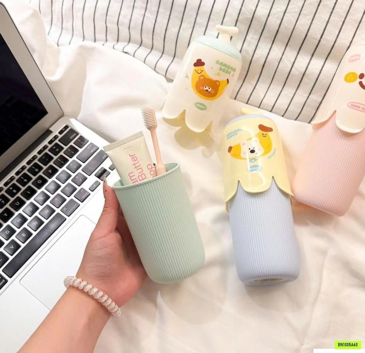 CỐC ĐỰNG BÀN CHẢI ĐÁNH RĂNG CUTE