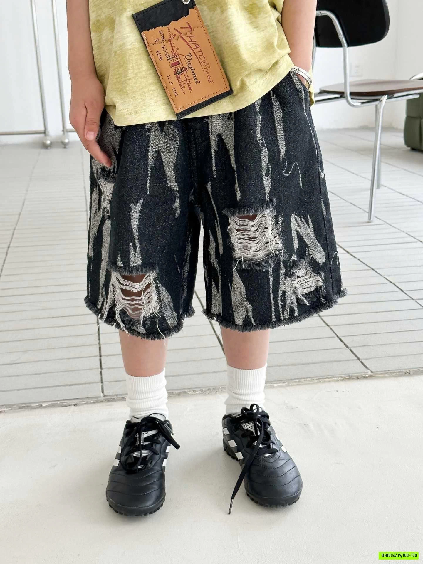 ÁO VÀNG LOANG MIX SHORT JEANS RÁCH