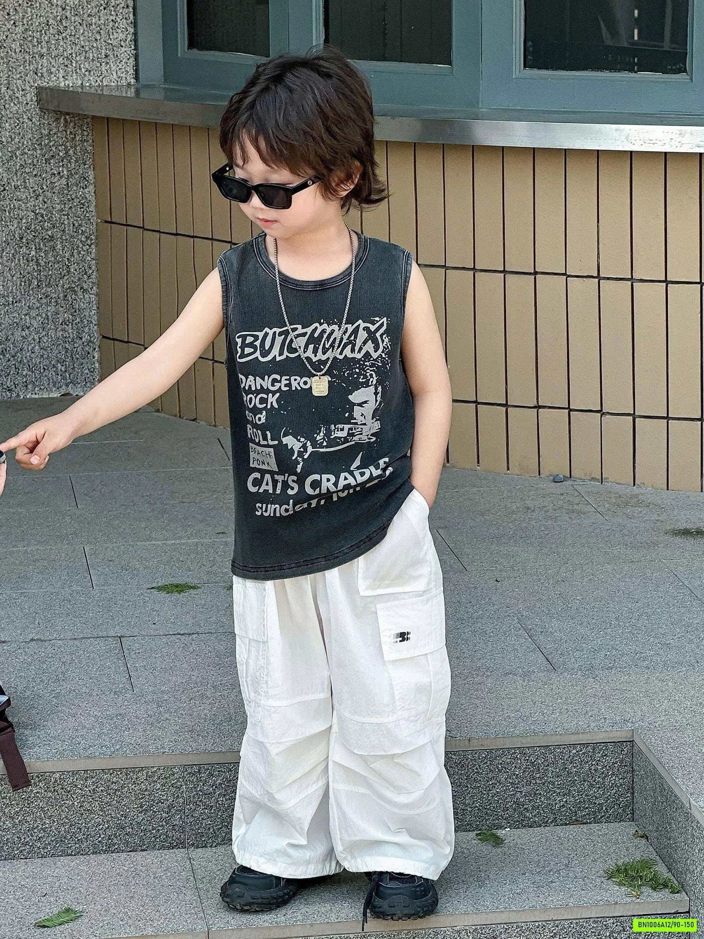 ÁO SÁT NÁCH IN HÌNH BẠC MÀU