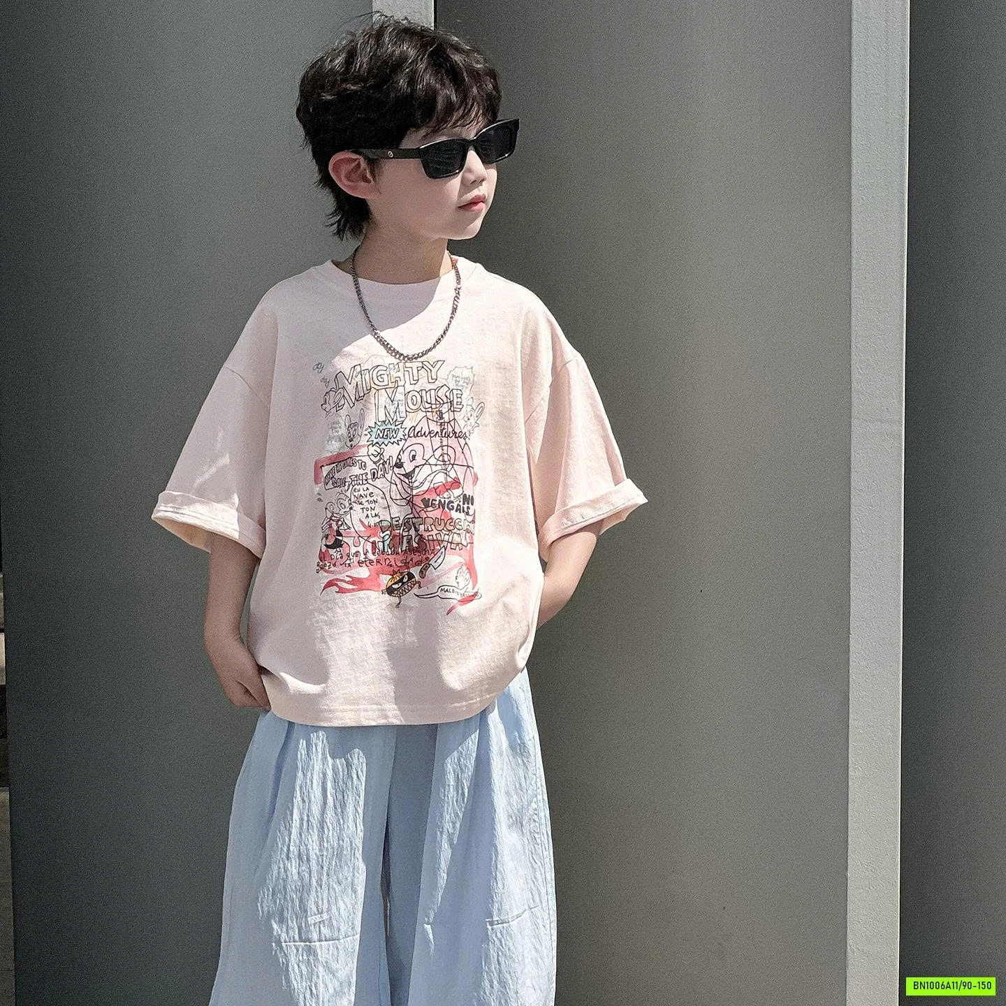 ÁO HỒNG MIX QUẦN SUÔNG XANH