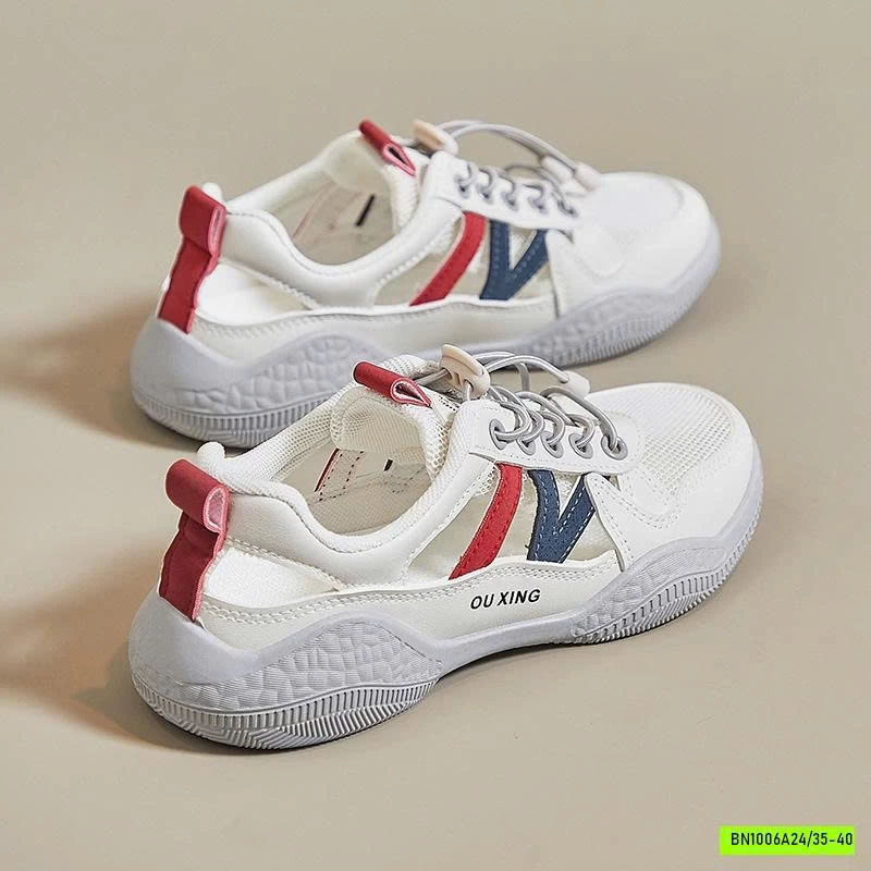 GIÀY THỂ THAO THOÁNG KHÍ