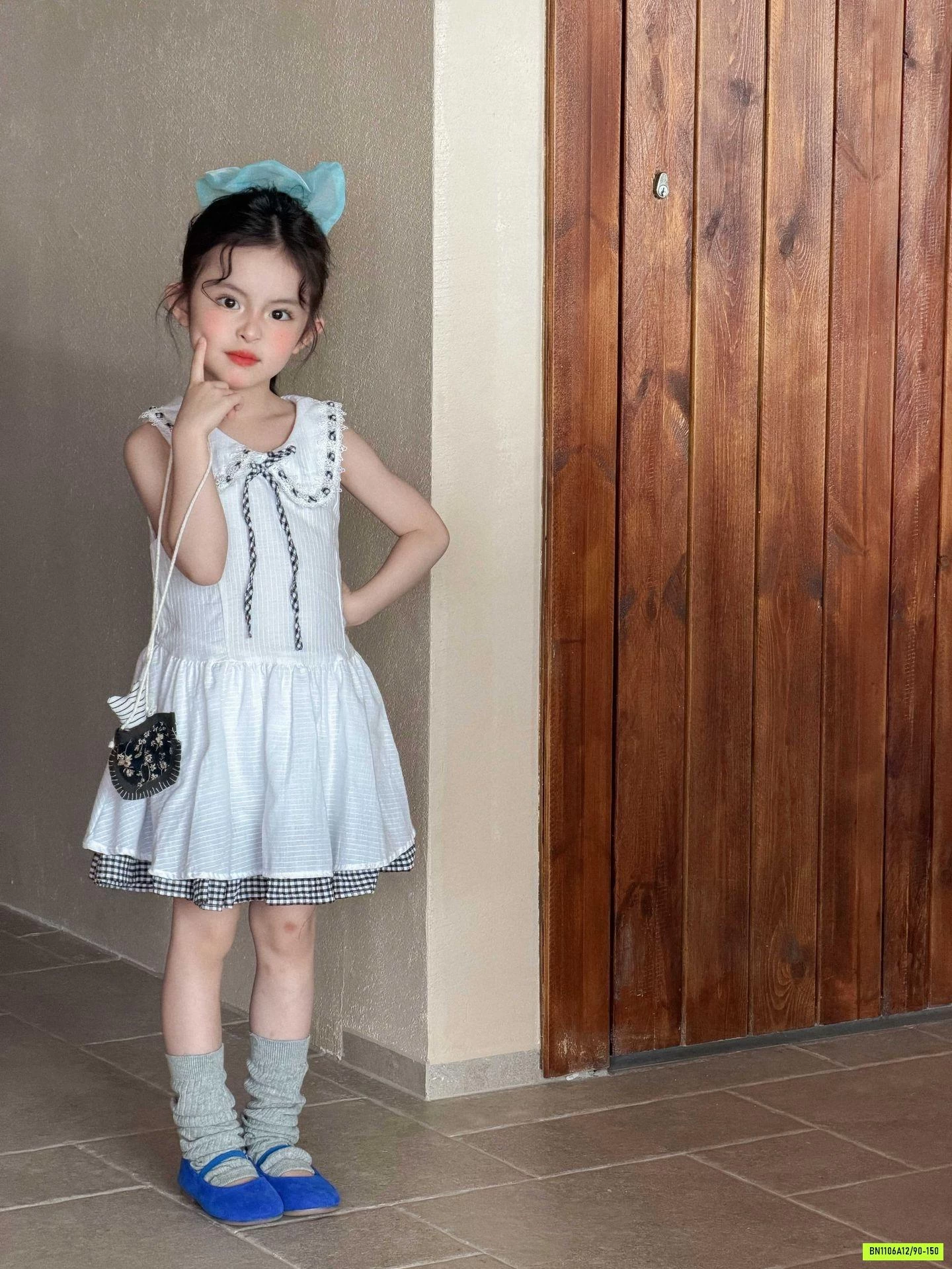 ĐẦM XÒE TRẮNG CỔ SEN TIỂU THƯ