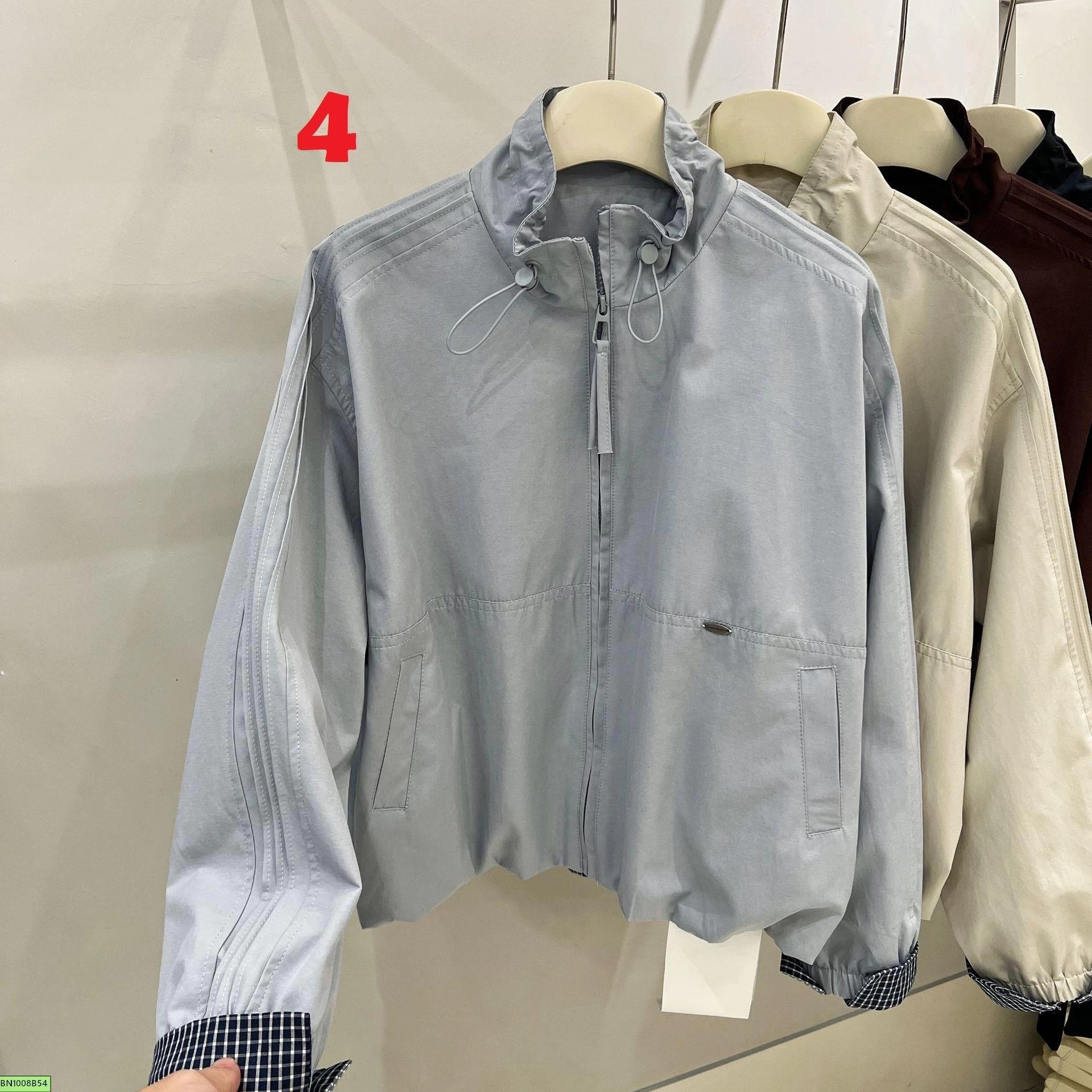 ÁO KHOÁC GIÓ RETRO NỮ