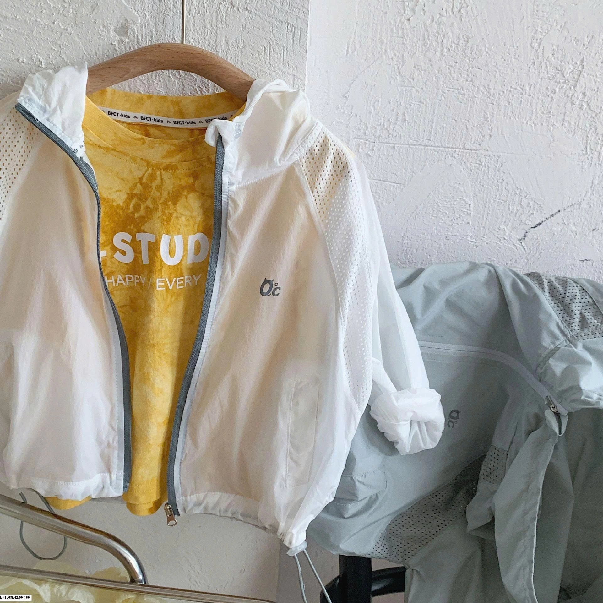 ÁO KHOÁC GIÓ THÔNG HƠI