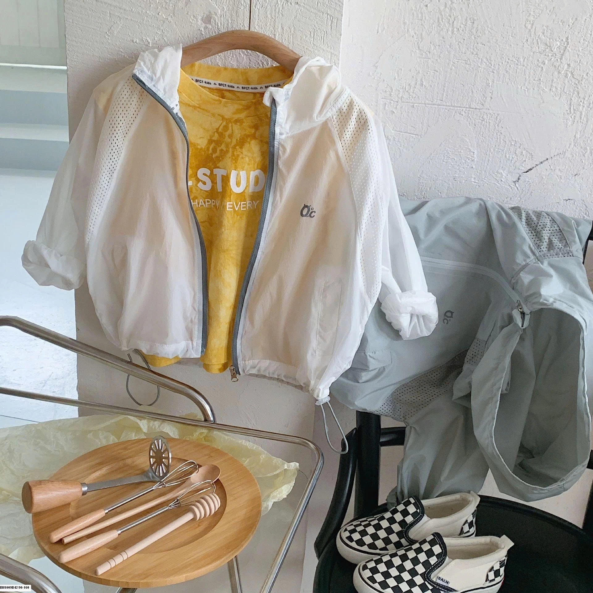 ÁO KHOÁC GIÓ THÔNG HƠI