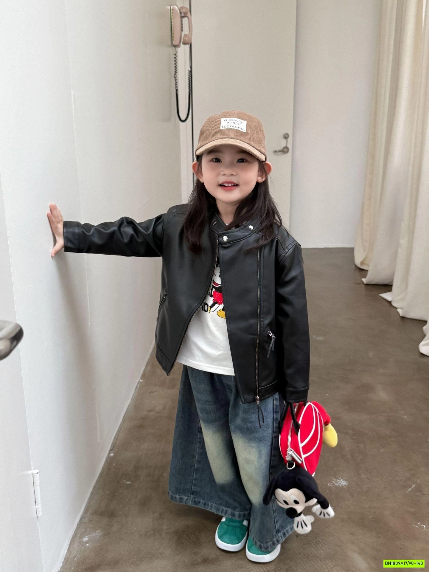 KHOÁC DA KHÓA CHÉO MIX JEANS ỐNG RỘNG