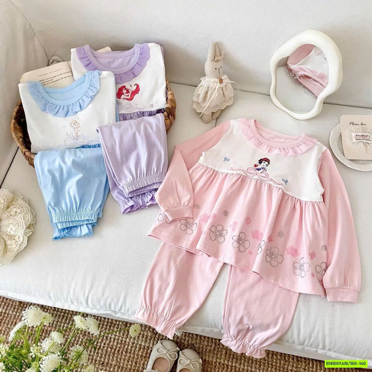 BỘ NGỦ CÔNG CHÚA CHO BÉ GÁI