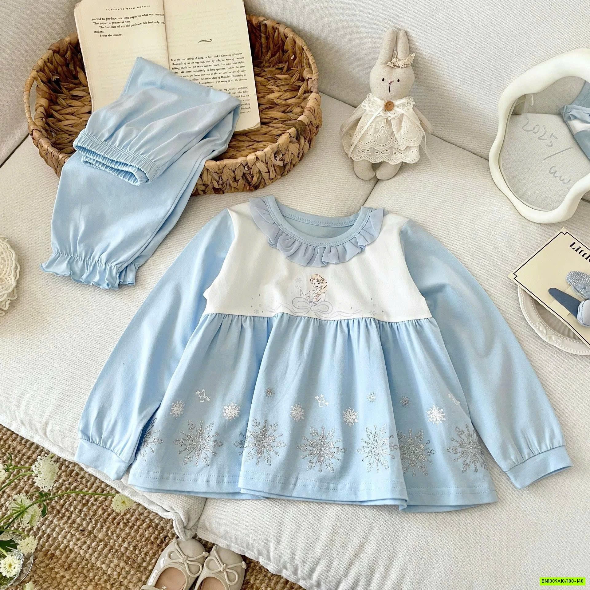 BỘ NGỦ CÔNG CHÚA CHO BÉ GÁI