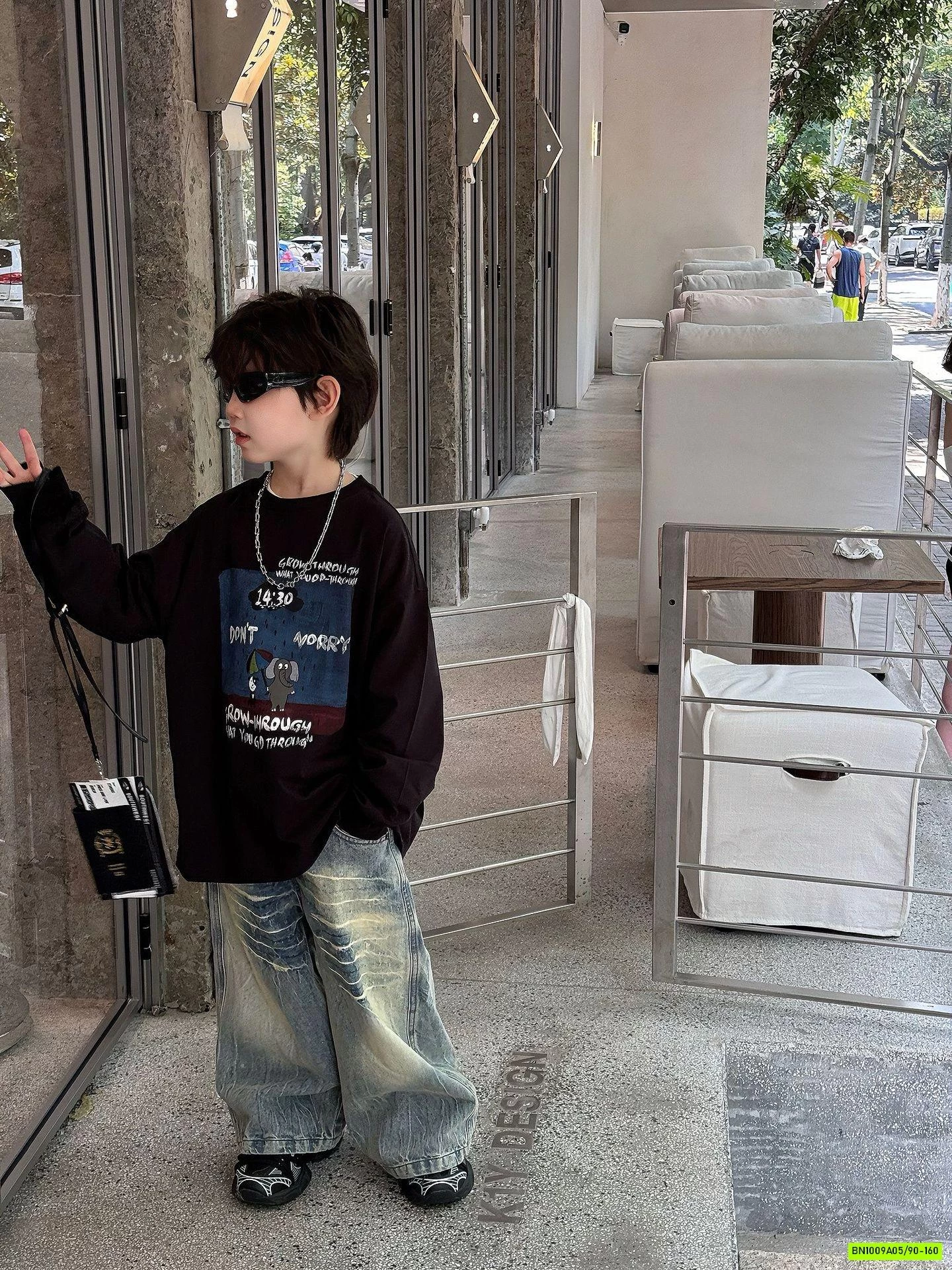 ÁO THUN IN HÌNH VÀ CHỮ NGHỘ NGHĨNH