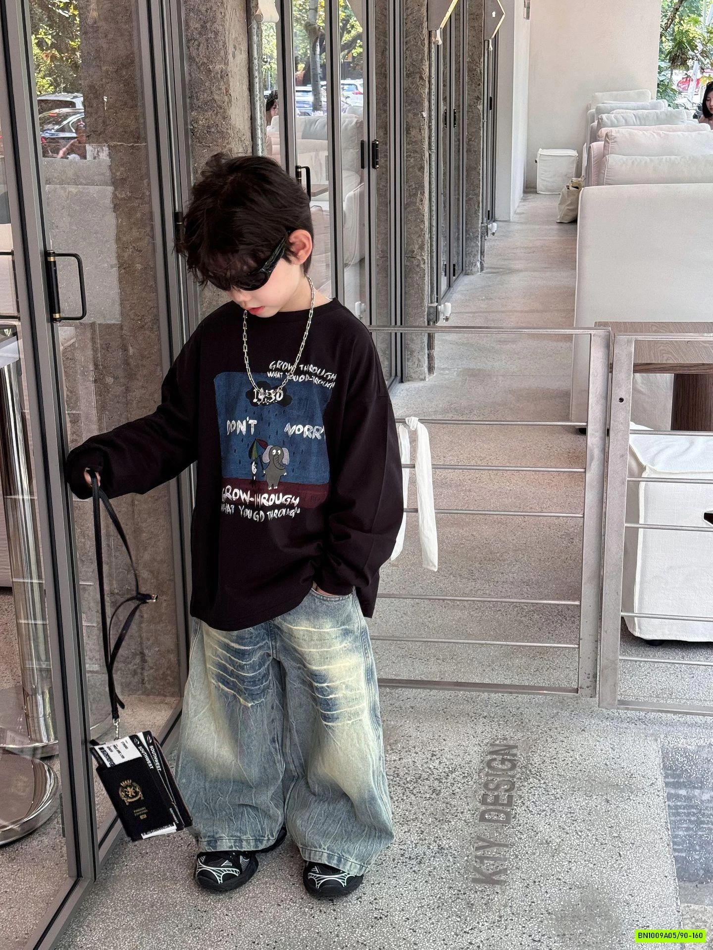 ÁO THUN IN HÌNH VÀ CHỮ NGHỘ NGHĨNH