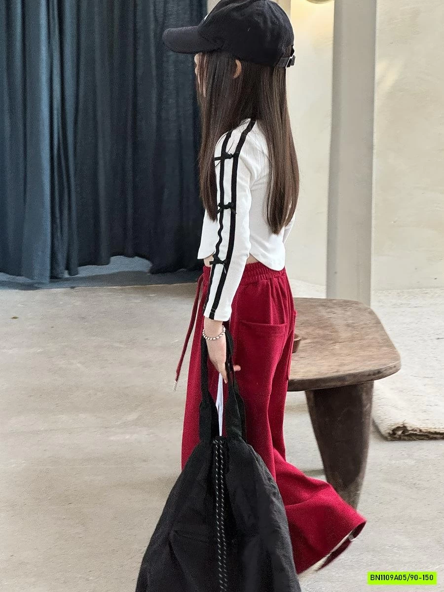 CROPTOP KITTY ĐUÔI TÔM