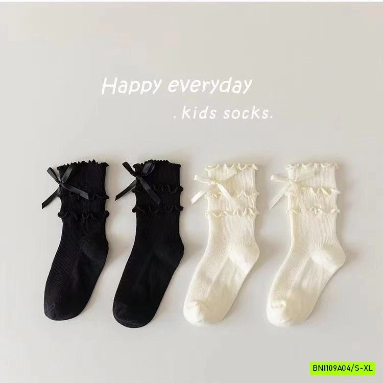 TẤT CAO CỔ VIỀN BÈO GẮN NƠ BÉ GÁI