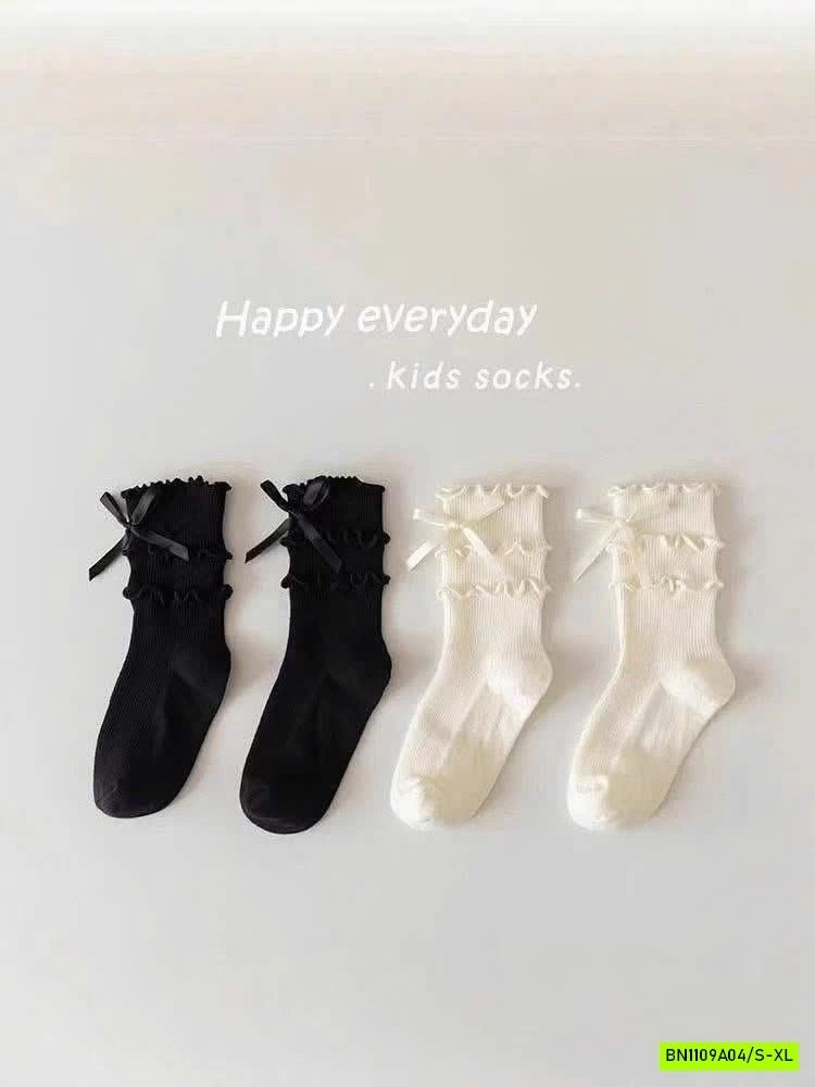 TẤT CAO CỔ VIỀN BÈO GẮN NƠ BÉ GÁI