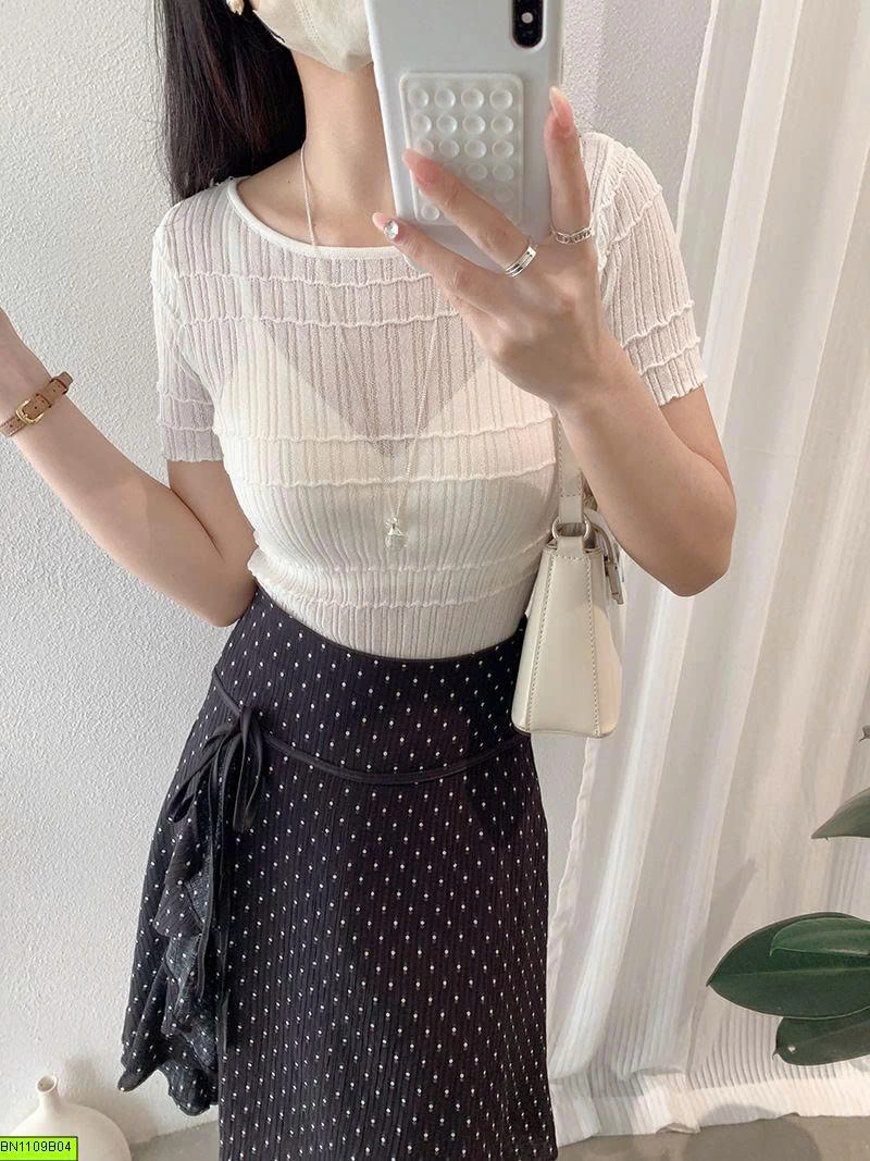 CHÂN VÁY CHẤM BI