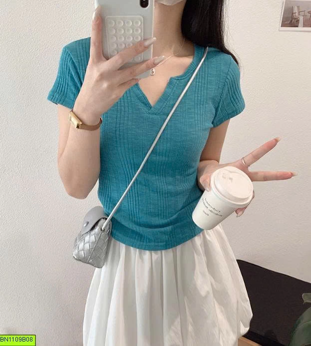 ÁO LEN NỮ NGẮN TAY CỔ V