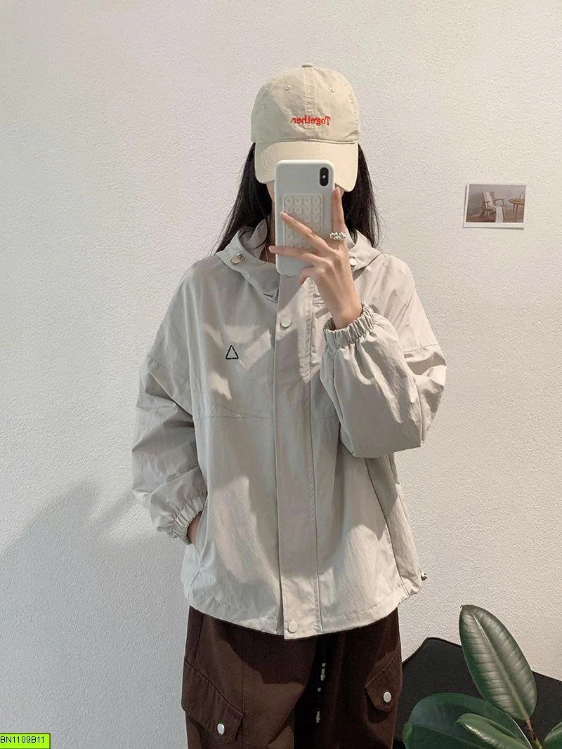 ÁO KHOÁC GIÓ TRƠN MÀU NỮ