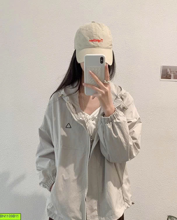ÁO KHOÁC GIÓ TRƠN MÀU NỮ